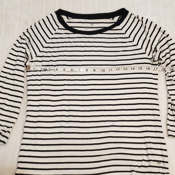 American Eagle Outfitters Soft & Sexy 3/4 Sleeve T-Shirt - Picture 5 of 15